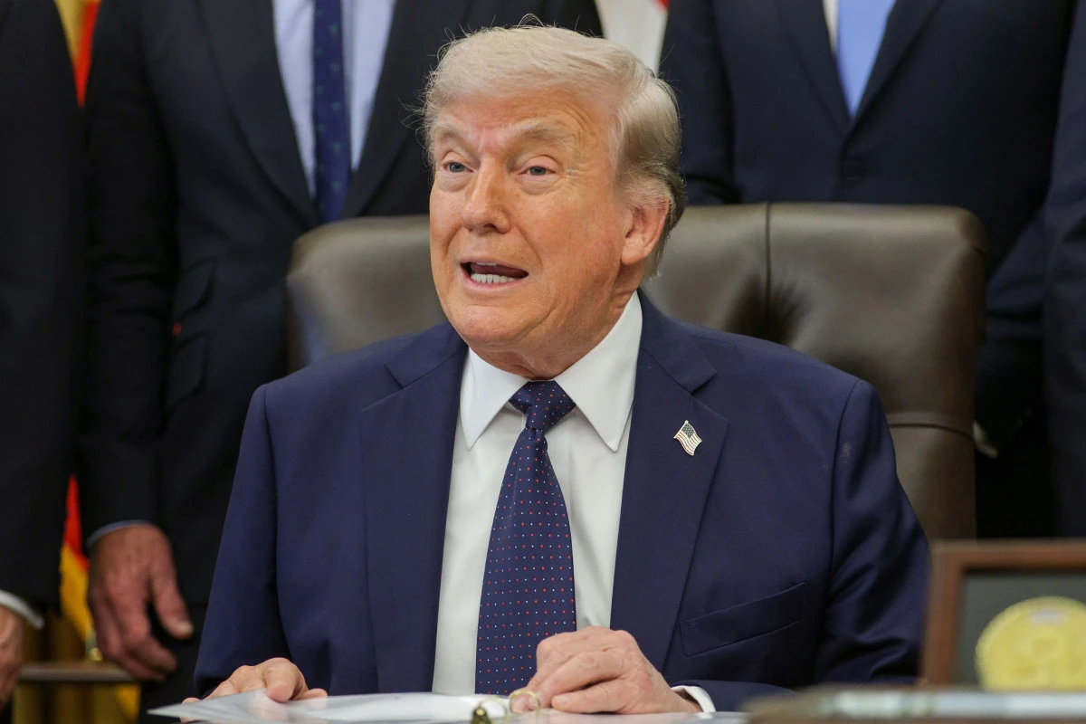 Trump"Bug&uuml;n İran'la savaşı bitirdik ve n&uuml;kleer silah sahibi olmamayı kabul ettiler" 