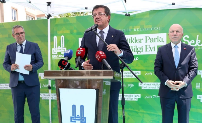 Ahmet K&uuml;&ccedil;&uuml;kler Parkı ve Ezel Erverdi Bilgi Evi Hizmete Girdi