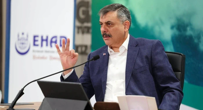 İhy&acirc; ve İnş&acirc; Kampı Kapanışında Bakan &Ccedil;ift&ccedil;i'den Manevi Mesaj