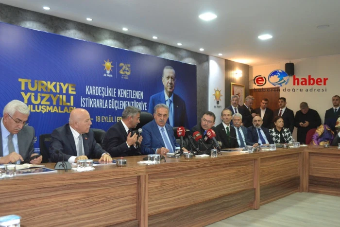 Hayati Yazıcı Erzurum&rsquo;da Konuştu: &ldquo;Ter&ouml;rs&uuml;z B&ouml;lge Hedefiyle T&uuml;rkiye Y&uuml;zyılına Damga Vuracağız&rdquo;