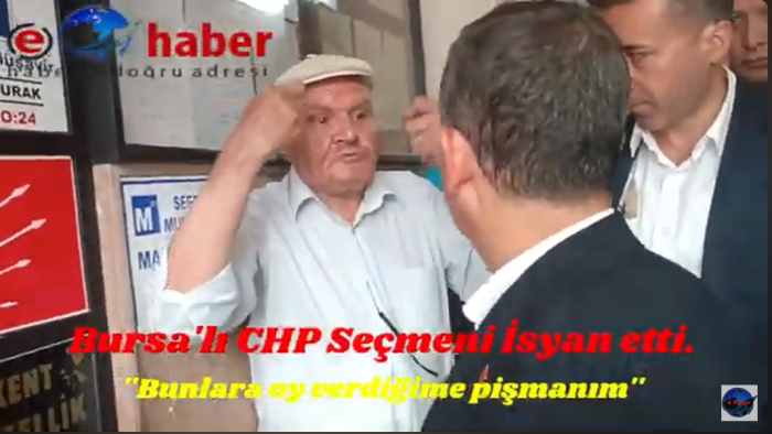 Bursa'da emekli amca Özgür Özel'e isyan etti..''Biz bu partiden şikayetçiyiz başkanım.Belediyede telefonları bile yüzümüze kapatıyorlar'' dedi.