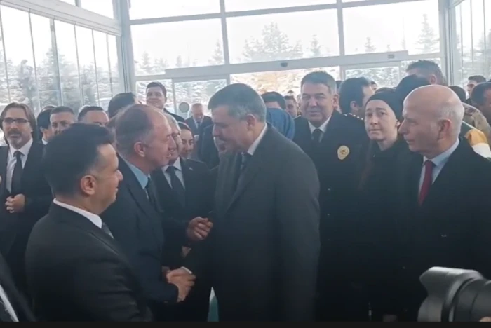 &ldquo;Bakan &Ccedil;ift&ccedil;i, 09.45 U&ccedil;ağıyla Erzurum&rsquo;dan Ayrıldı&rdquo;